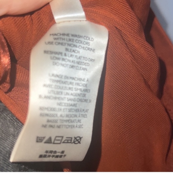 Ruched v neck sleeveless top by Anthropologie - Picture 5 of 5